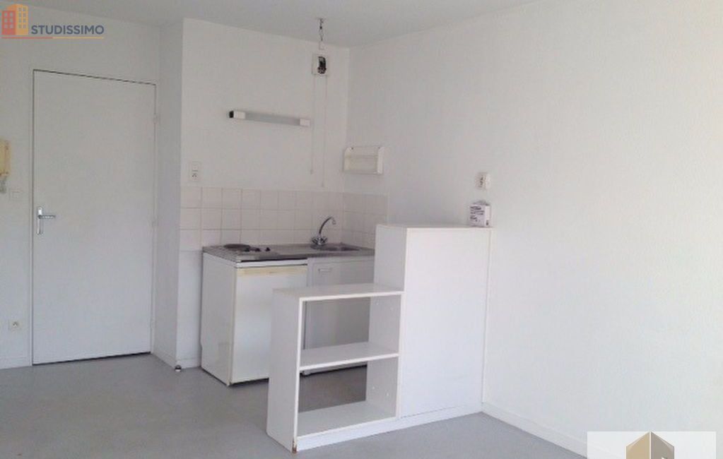 Studio 27m² Le Mans 72000 - Photo 2