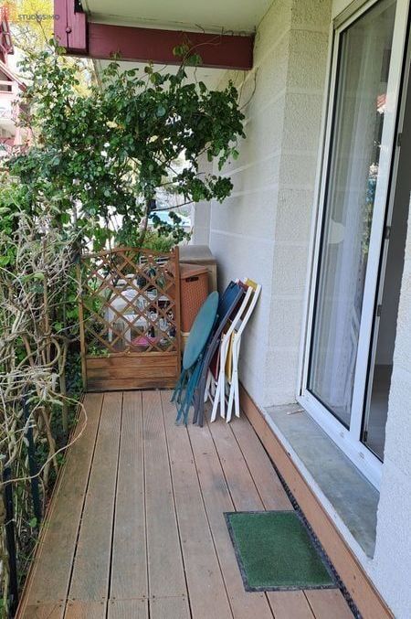 Studio meublé 20m² Pau 64000 - Piscine, meublé - Photo 1