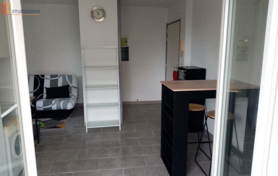 Studio meublé 25m² Pau 64000 - Meublé, 1er étage - Photo 1