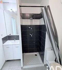 Studio 32m² Nîmes - lumineux, proche centre-ville - Photo 4