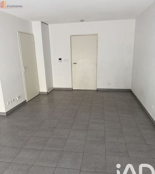 Studio 32m² Nîmes - lumineux, proche centre-ville - Photo 3