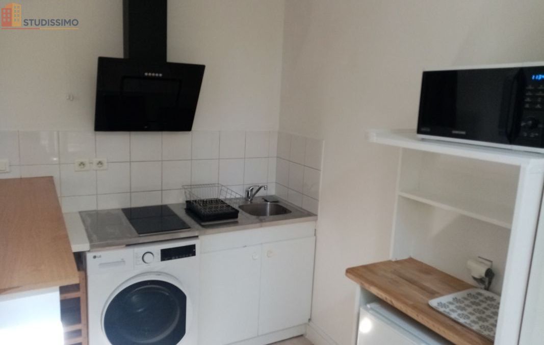 Studio meublé 25m² Nay 64800 - Lumineux, sans vis-à-vis - Photo 1