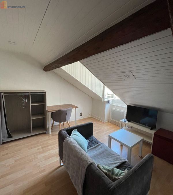 Studio meublé 18m² Pau centre-ville - Calme, lumineux - Photo 2