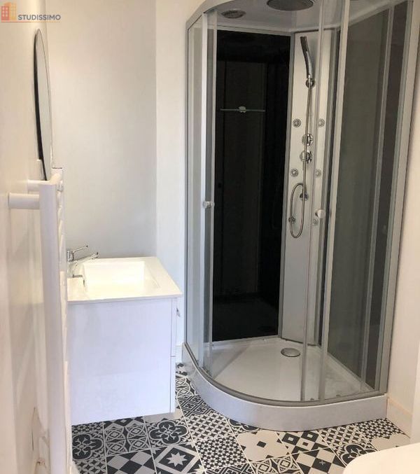 Studio 20m² La Flèche - 1er étage, lumineux - Photo 4