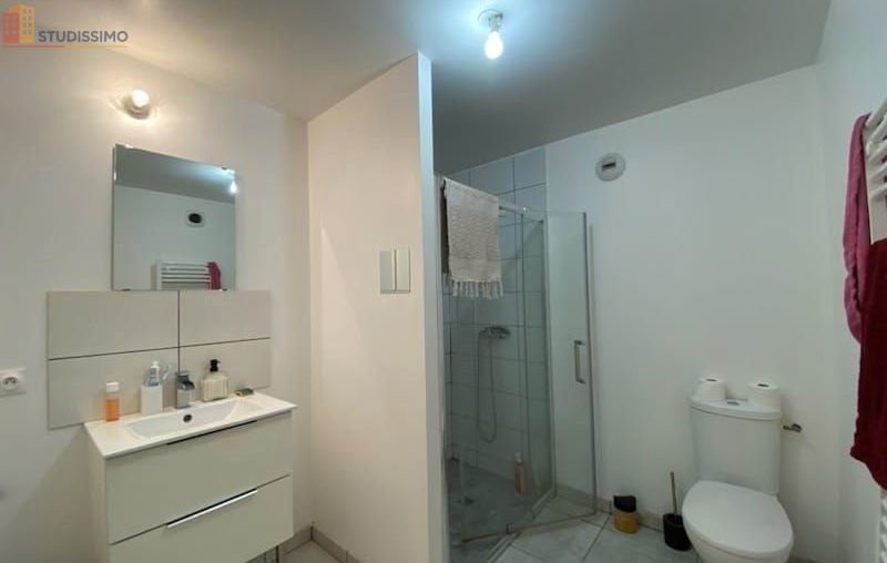 Studio 55m² Oloron-Sainte-Marie - Non meublé - Photo 1