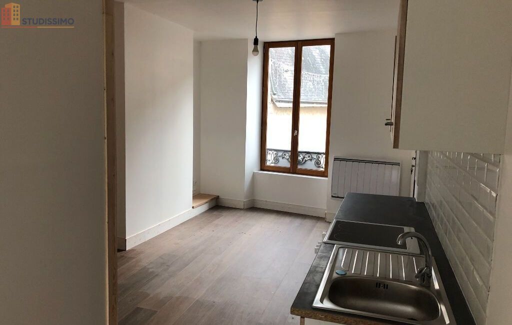 Studio 20m² La Flèche - (aucune caractéristique) - Photo 6