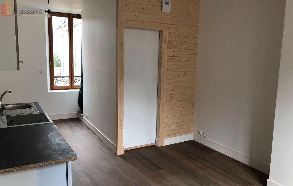 Studio 20m² La Flèche - (aucune caractéristique) - Photo 5