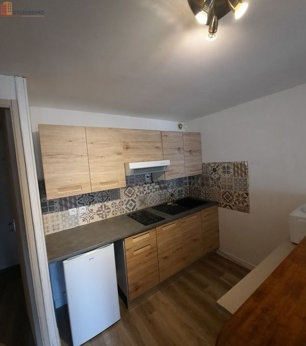 Studio 25m² Sablé-sur-Sarthe - Partiellement meublé - Photo 2