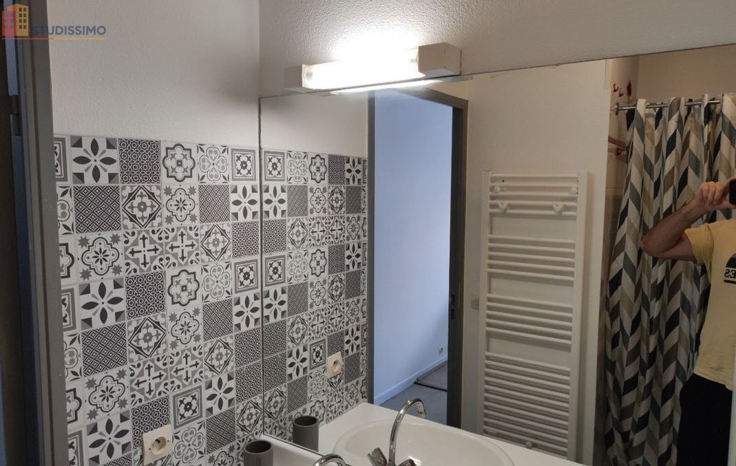Studio meublé 20m² Pau centre - Proche université, parking - Photo 2