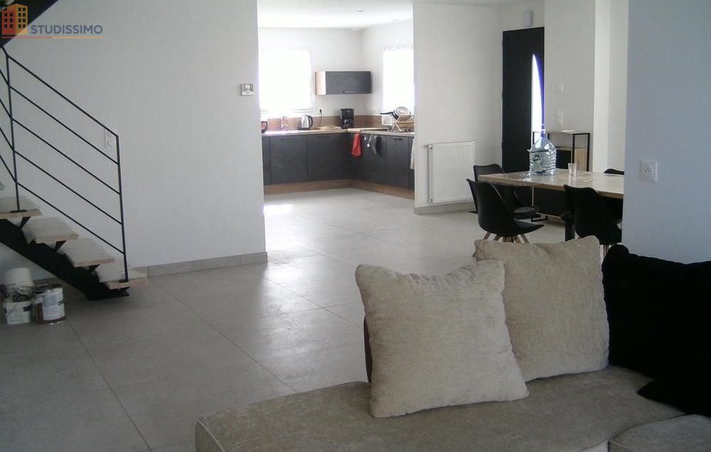 Studio 35m² Sablé-sur-Sarthe - Meublé, DPE A - Photo 4