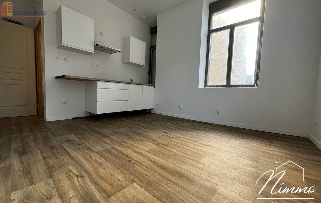 Studio 17m² Nîmes - DPE D - Photo 4