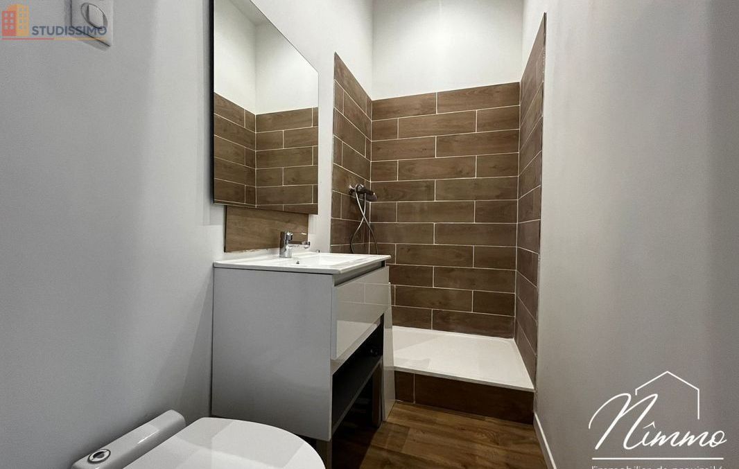 Studio 17m² Nîmes - DPE D - Photo 1