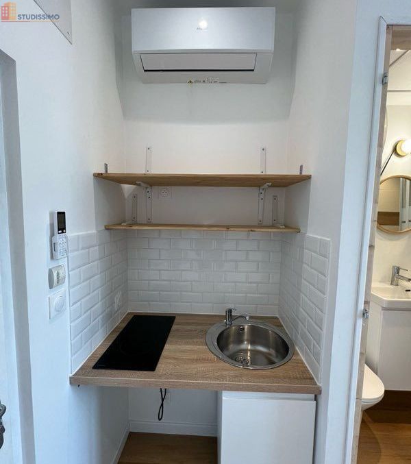 Studio meublé 11m² La Flèche - Meublé, DPE C - Photo 2