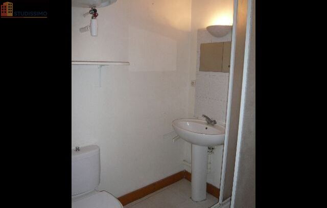 Studio 21m² Le Mans centre - Vieux quartier, 3e étage - Photo 3