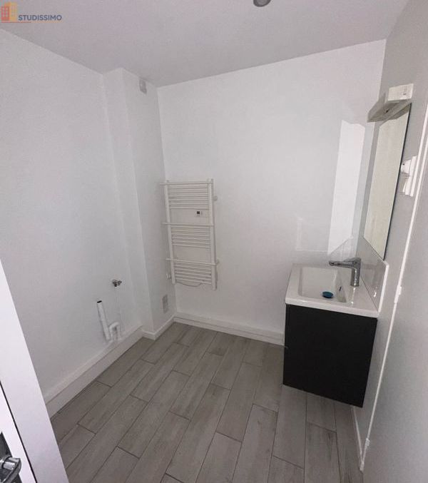Studio 36m² Nîmes - lumineux, proche commodités - Photo 4