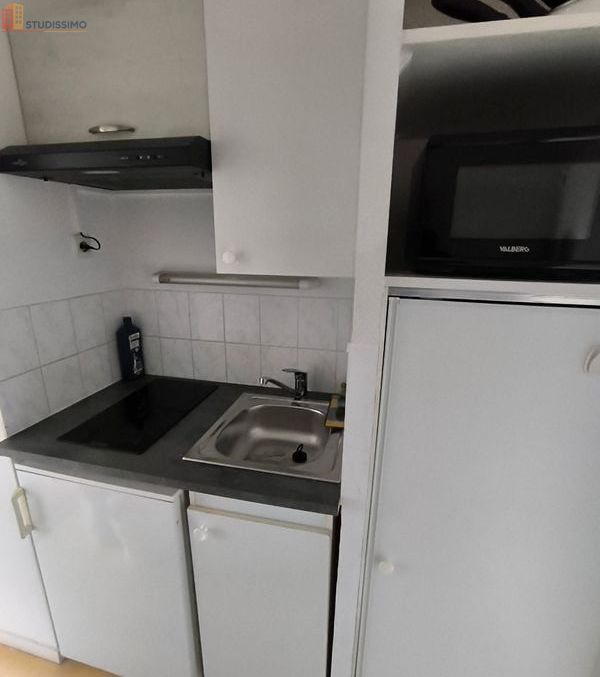 Studio 20m² Le Mans 72000 - Meublé, refait à neuf - Photo 2