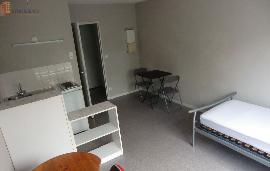 Studio meublé 21m² Le Mans - Dernier étage, lumineux - Photo 1