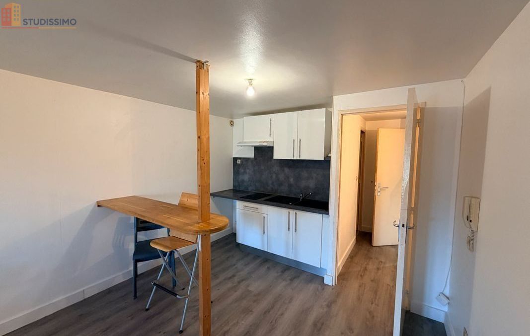 Studio 28m² Sablé-sur-Sarthe - Lumineux, 2e étage - Photo 2
