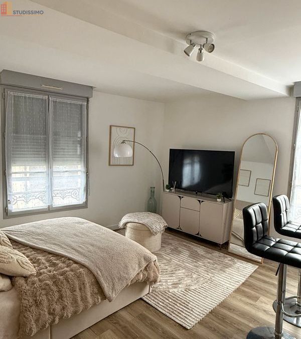 Studio 33m² Sablé-sur-Sarthe - lumineux, 2e étage - Photo 2