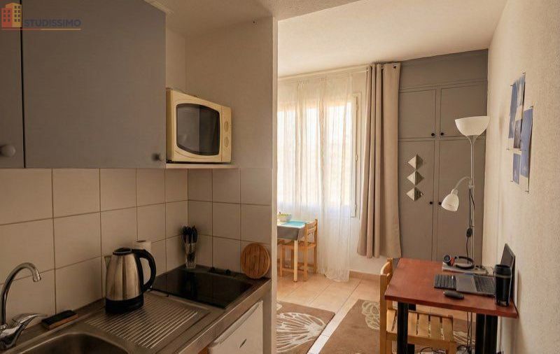 Studio 21m² Nîmes 30000 - Meublé, parking sécurisé - Photo 2