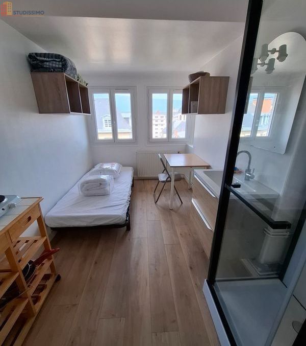 Studio meublé 9m² Chambéry centre - Vue, dernier étage - Photo 4