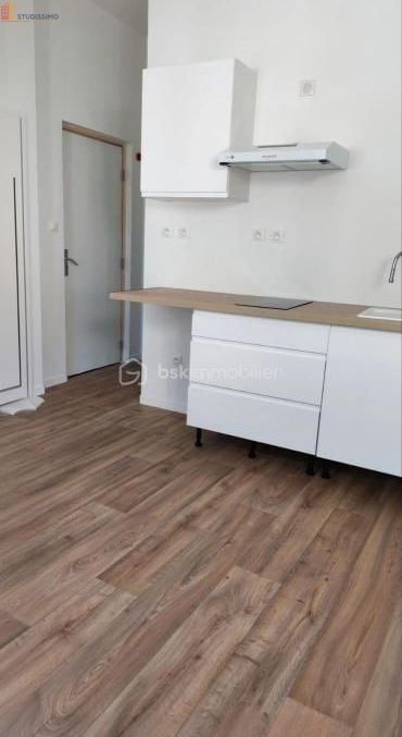 Studio 17m² Nîmes 30000 - Photo 1