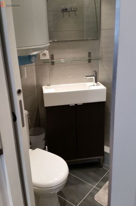 Studio meublé 15m² Chambéry centre - Calme, proche commodités - Photo 4