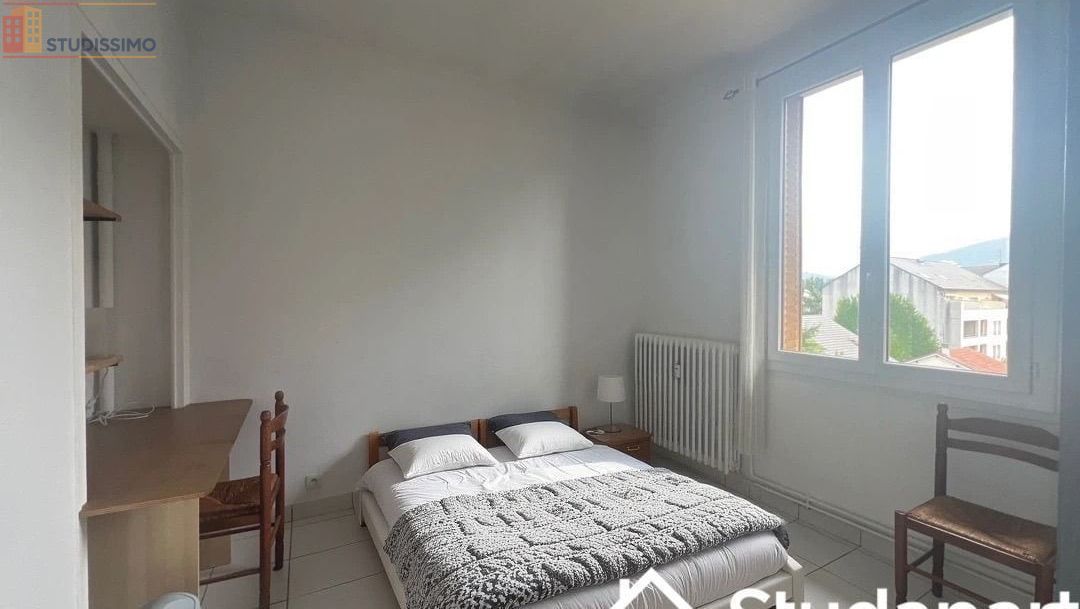Studio meublé 12m² Chambéry centre - Meublé, 3e étage - Photo 5