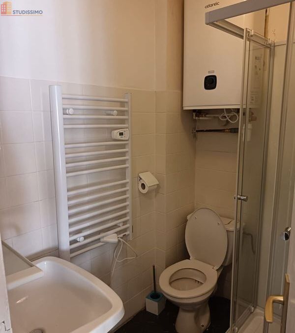 Studio meublé 17m² Chambéry centre - Calme, proche fac - Photo 5