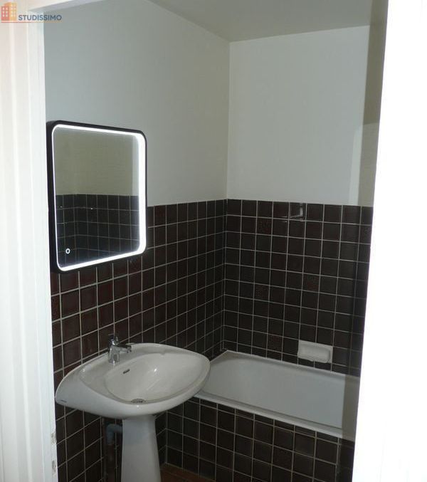 Studio 31m² Chambéry 73000 - Meublé, 3e étage - Photo 2