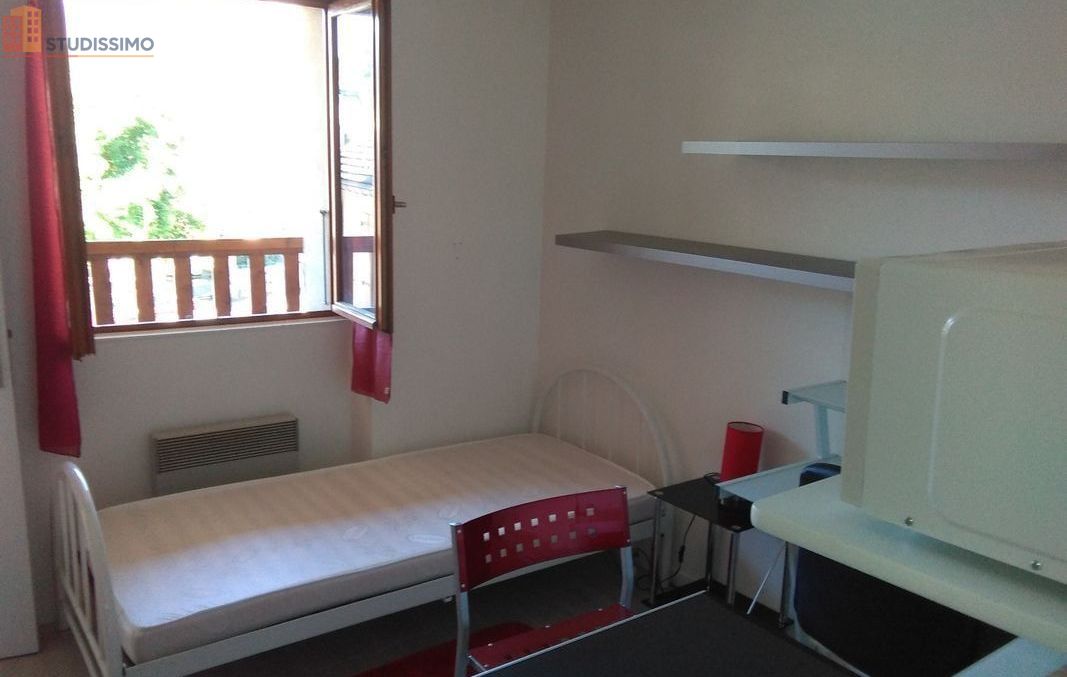 Studio meublé 14m² Chambéry 73000 - Meublé, 2e étage - Photo 3