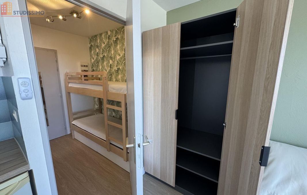 Studio meublé 25m² Le Grau-du-Roi - Balcon, exposition nord - Photo 11