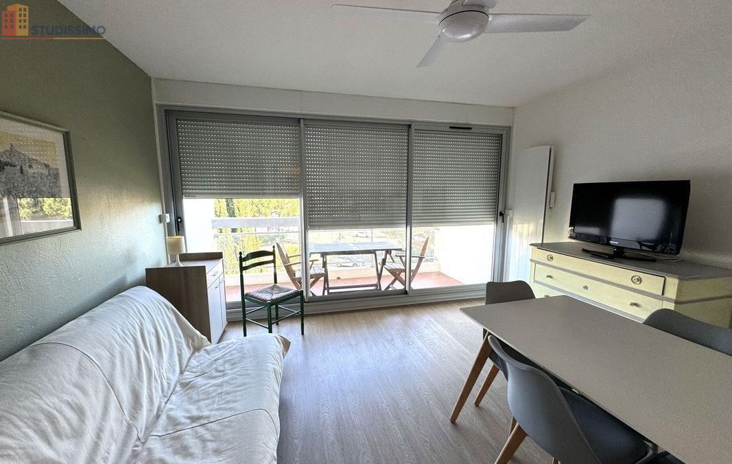 Studio meublé 25m² Le Grau-du-Roi - Balcon, exposition nord - Photo 2
