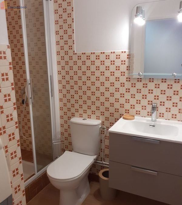 Studio meublé 20m² La Chambre - Sous-pente, au 3e étage - Photo 2