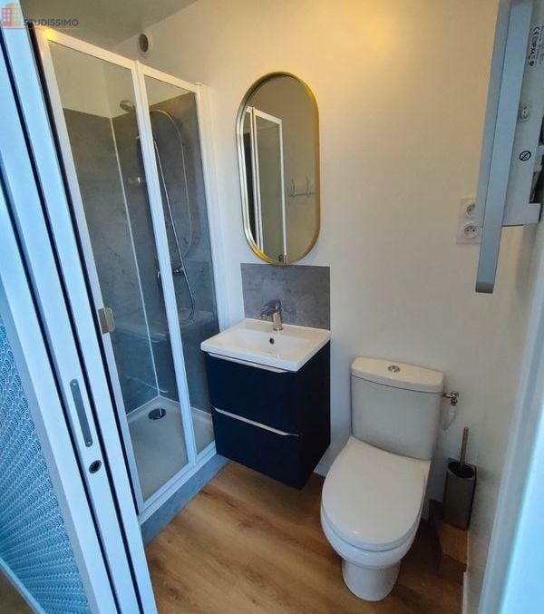 Studio 11m² Jacob-Bellecombette 73000 - Meublé, idéalement situé - Photo 2