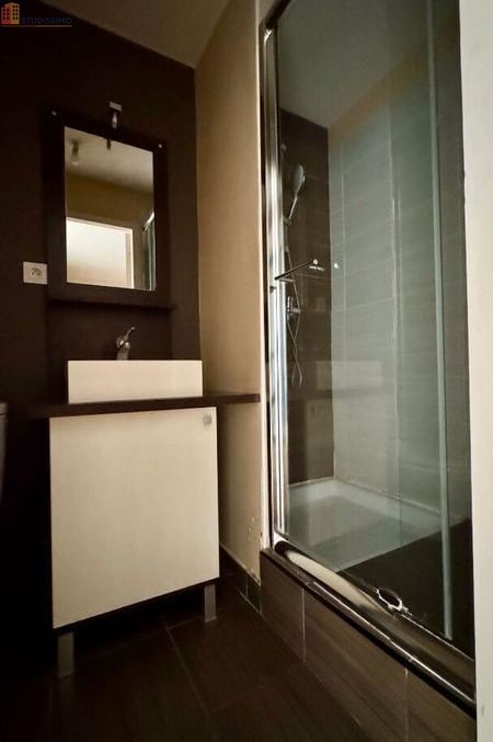 Studio 37m² Nîmes - lumineux, proche centre-ville - Photo 2