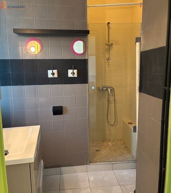 Studio meublé 30m² Aix-les-Bains 73100 - Meublé, grand espace - Photo 2