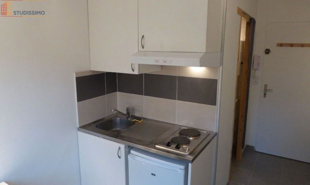Studio meublé 13m² Jacob-Bellecombette 73000 - Proche fac - Photo 1