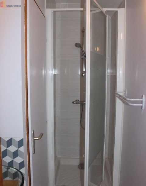 Studio meublé 30m² Chambéry centre - Rez-de-chaussée, meublé - Photo 1