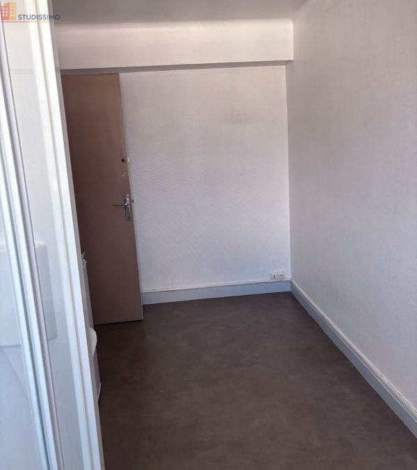Studio 18m² Chambéry centre - Étage élevé, lumineux - Photo 2
