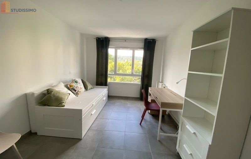 Studio à Chambéry