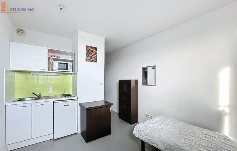 Studio 18m² Nîmes - Parking, dernier étage - Photo 2