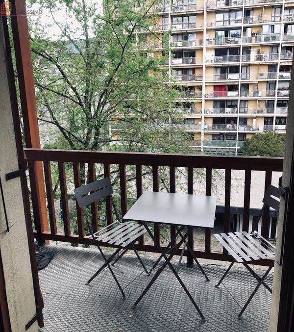 Studio meublé 18m² Chambéry centre - Balcon, lumineux - Photo 1