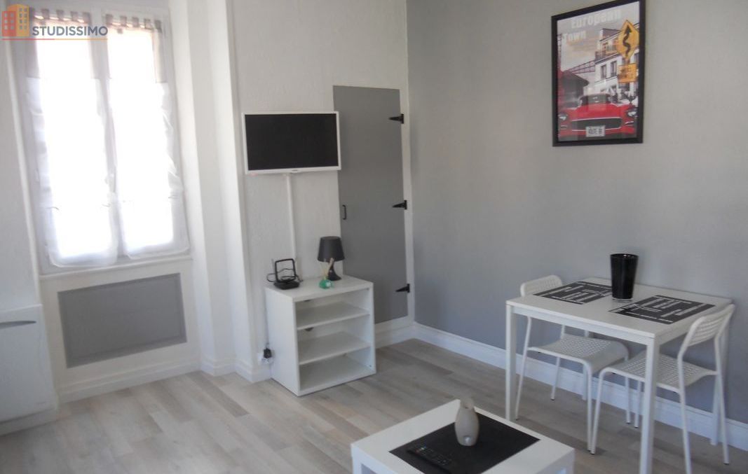 Studio meublé 26m² Aix-les-Bains - Plein centre-ville, lumineux - Photo 2