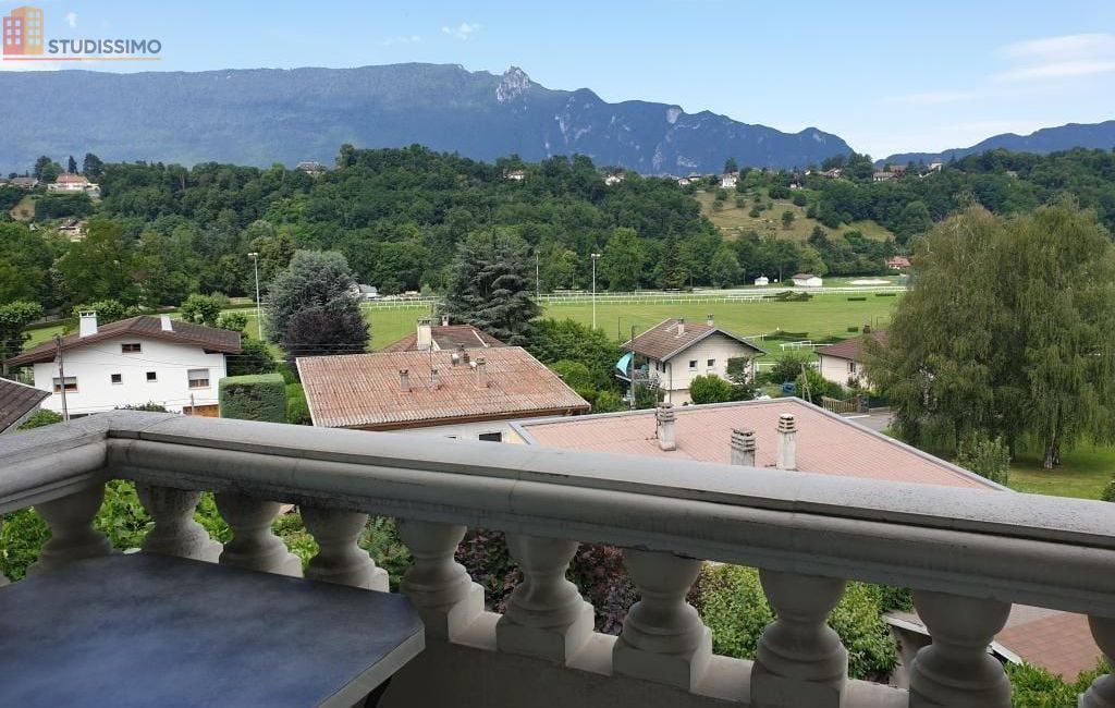 Studio meublé 28m² Aix-les-Bains - Meublé, 2e étage - Photo 3