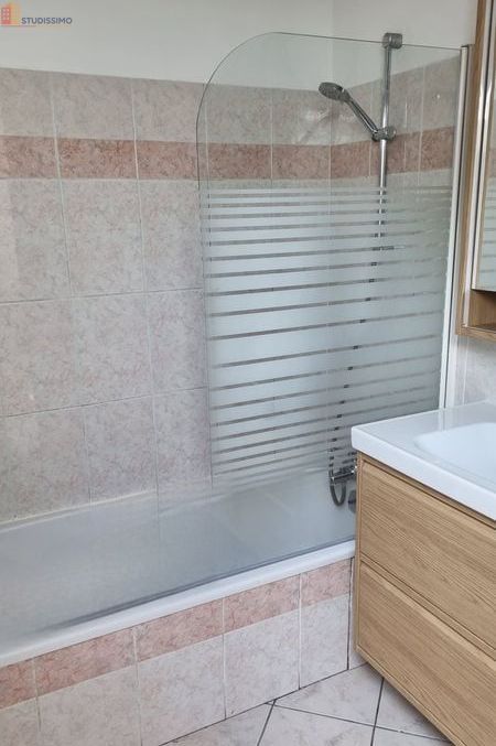 Studio meublé 28m² Aix-les-Bains - Étage élevé, lumineux - Photo 5