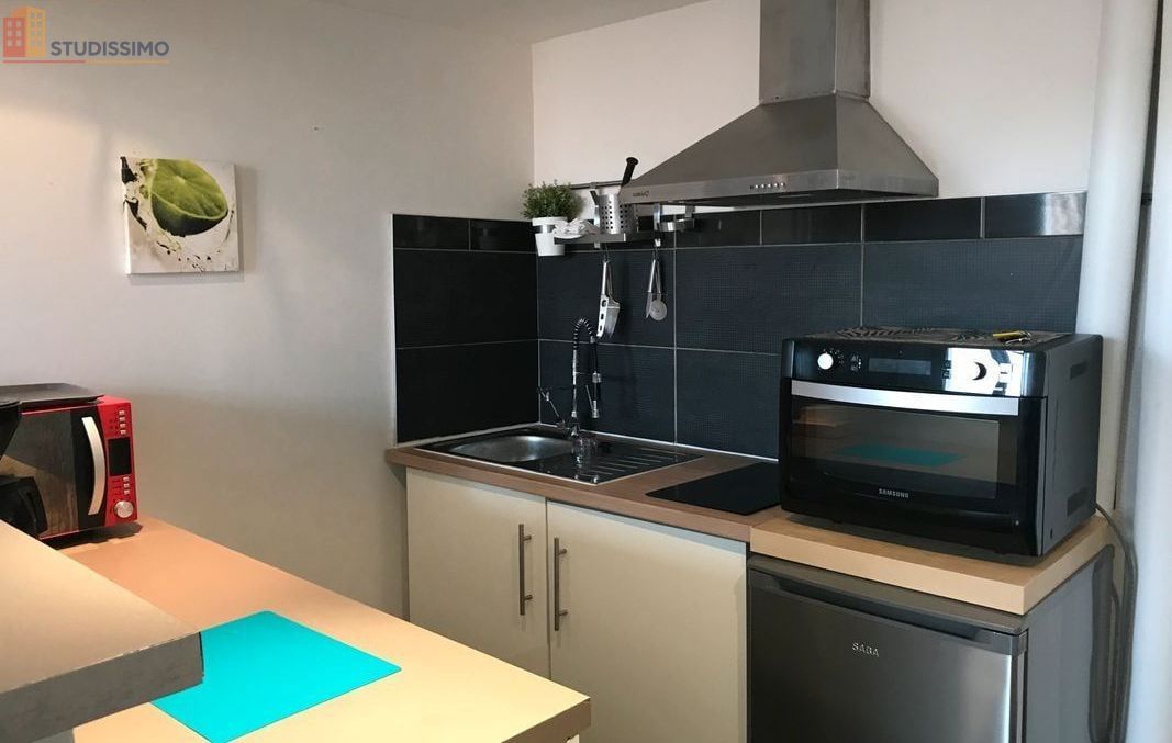 Studio 37m² Nîmes - Meublé, vue dégagée - Photo 2