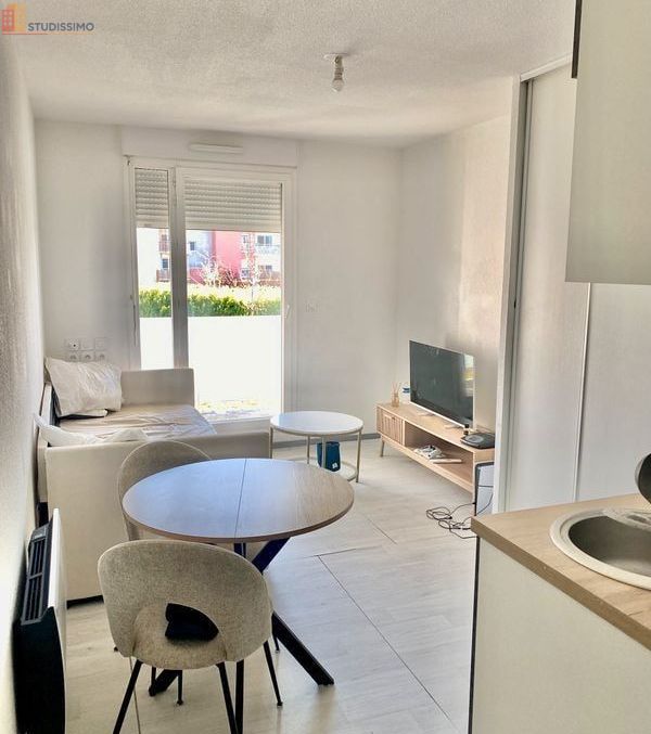 Studio 18m² Nîmes centre - Stationnement inclus - Photo 8