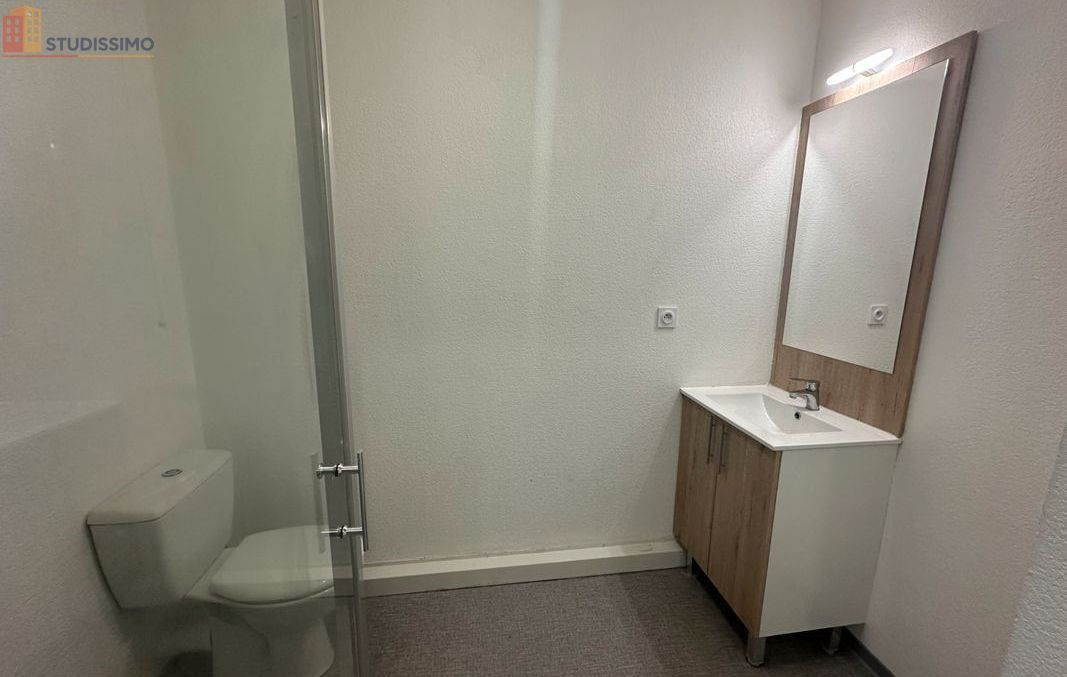 Studio 18m² Nîmes centre - Stationnement inclus - Photo 7