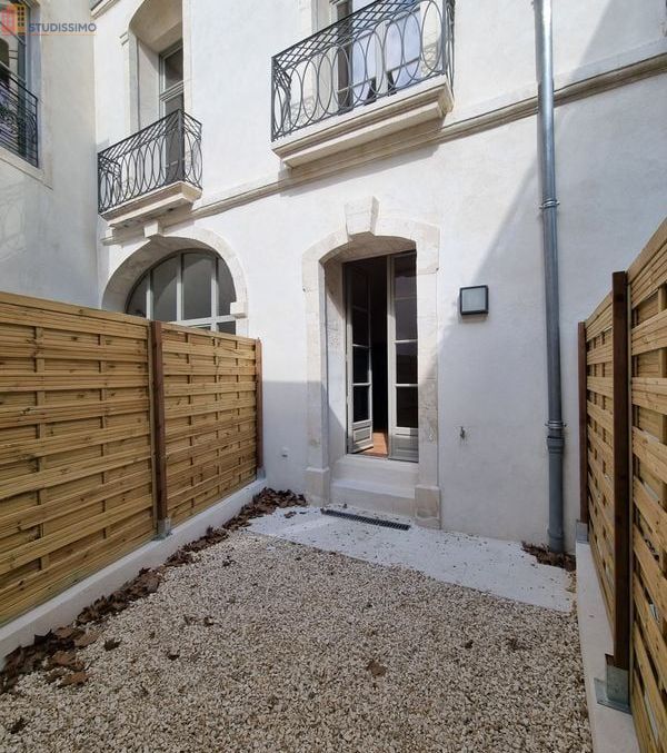 Studio 33m² Nîmes centre historique - Belles prestations - Photo 1